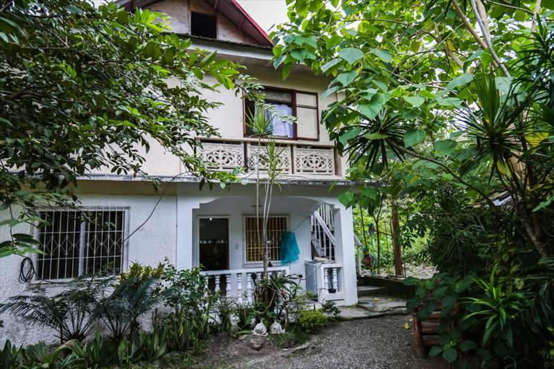 PE-home-stay
