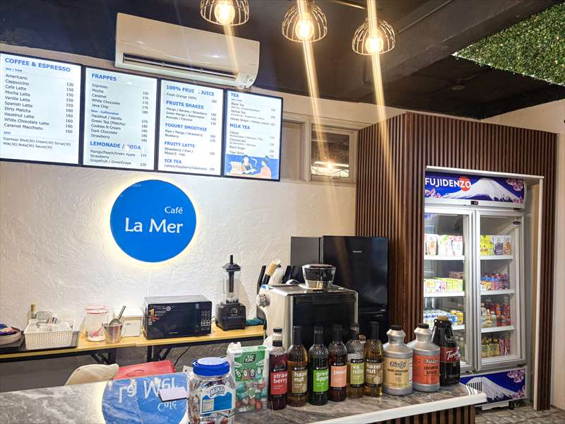 La Mer Cafe