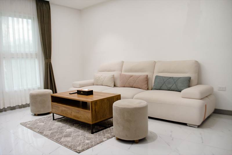 CLOVER HOTEL