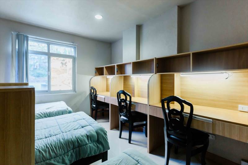 pines-ielts-部屋