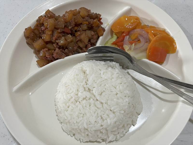 B&D English School食事