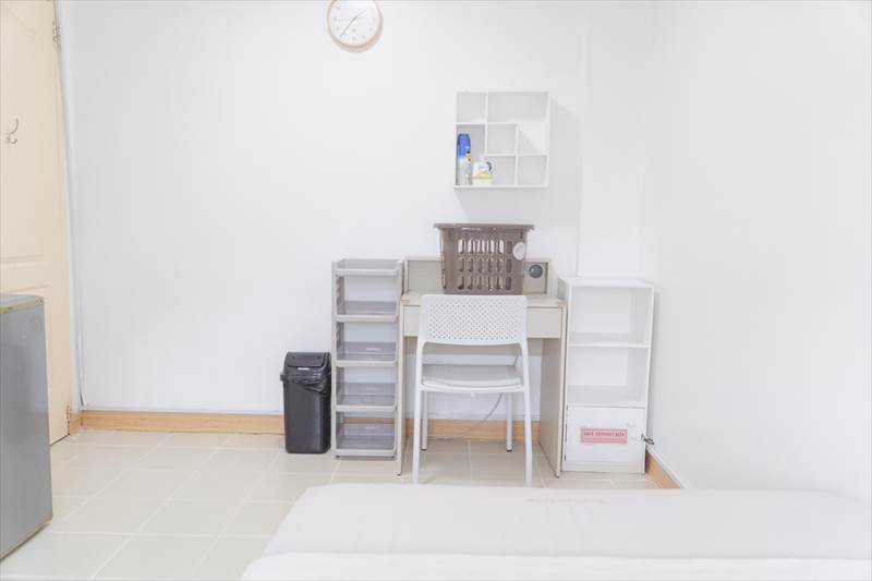 イングリッシュフェラ1-寮の部屋