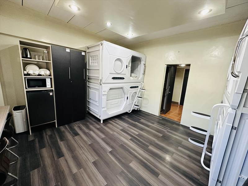 MONOL-カプセル寮