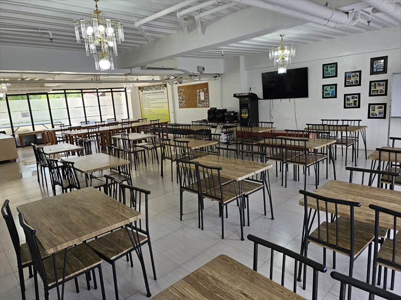 We Academyダイニング