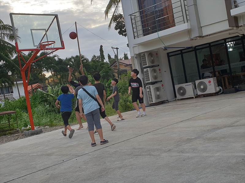 We Academyバスケットコート