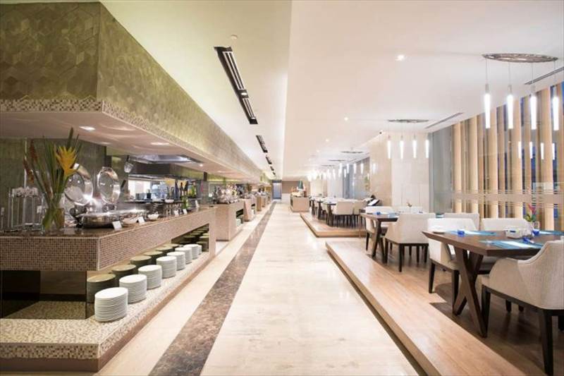 Bai Hotel Campus Language Centerビュッフェ